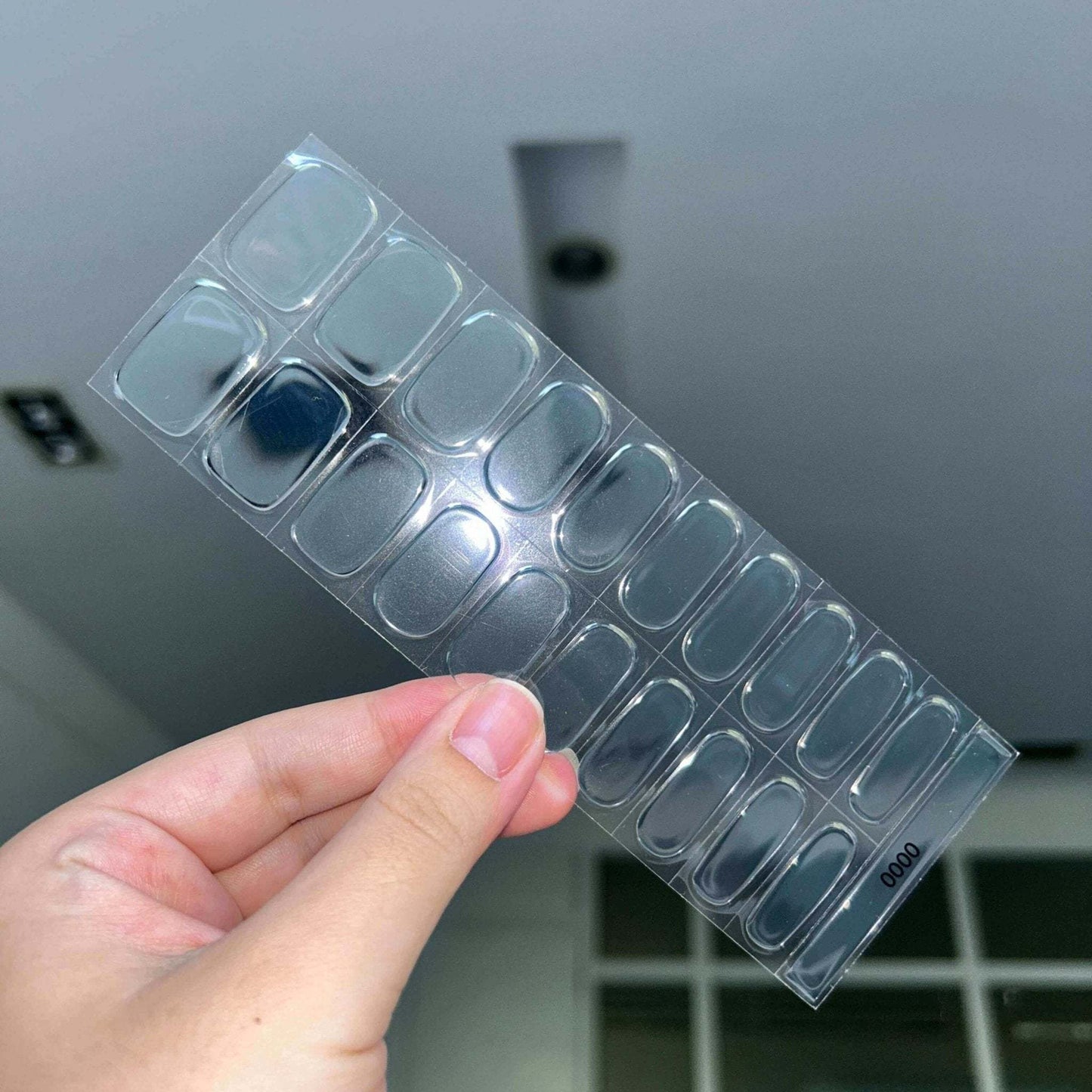 (30% OFF) Gradient Glow Nail Stickers